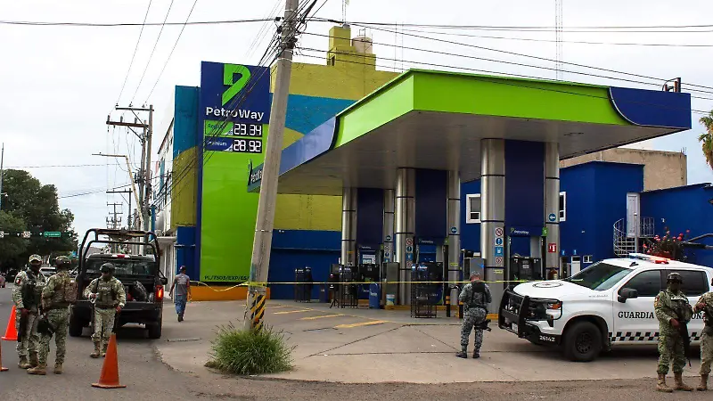 Ejército realiza cateo en gasolinera de la Zona Centro de Durango capital